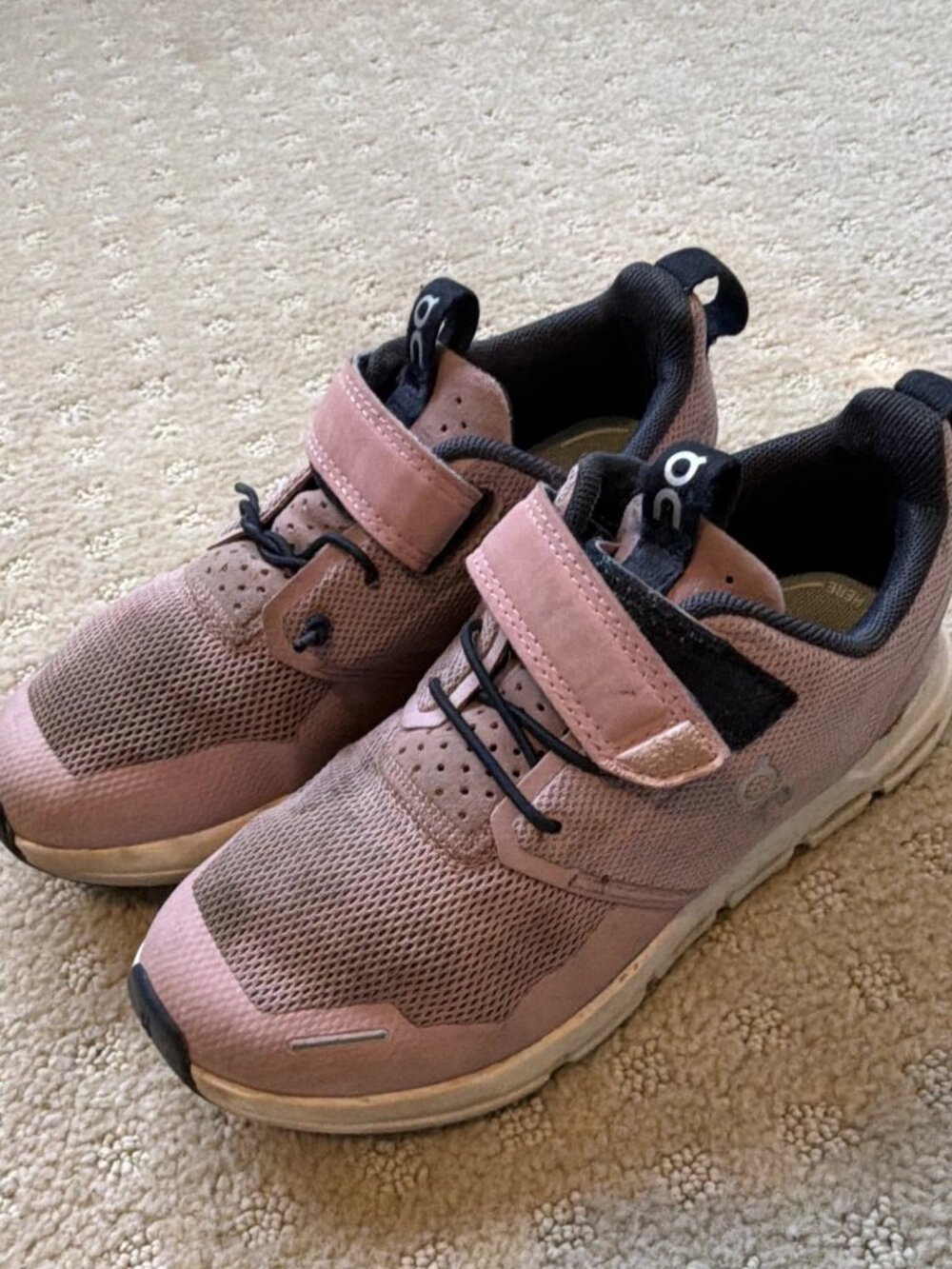On Running Kids Toddler Rose Pink Trail Sneakers Size 13.5 Hook Loop